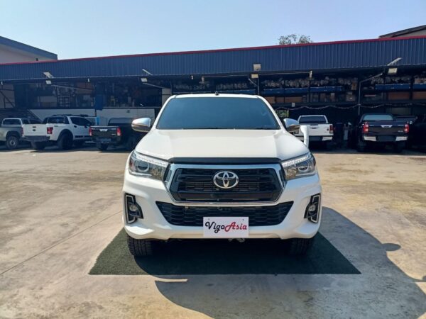 2020 Toyota Hilux Revo G Double Cab - Image 2