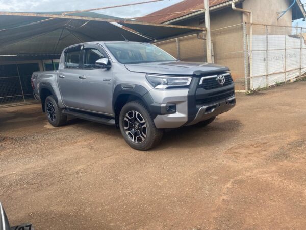 Toyota Hilux Revo Rocco 2023