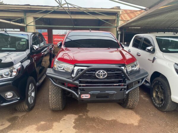 2016 TOYOTA HILUX 2.8G DOUBLE CAB RED - Image 3