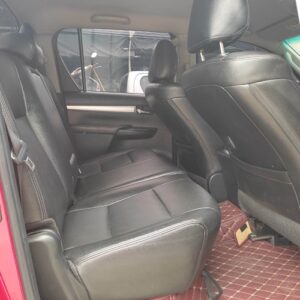 2016 TOYOTA HILUX 2.8G DOUBLE CAB RED