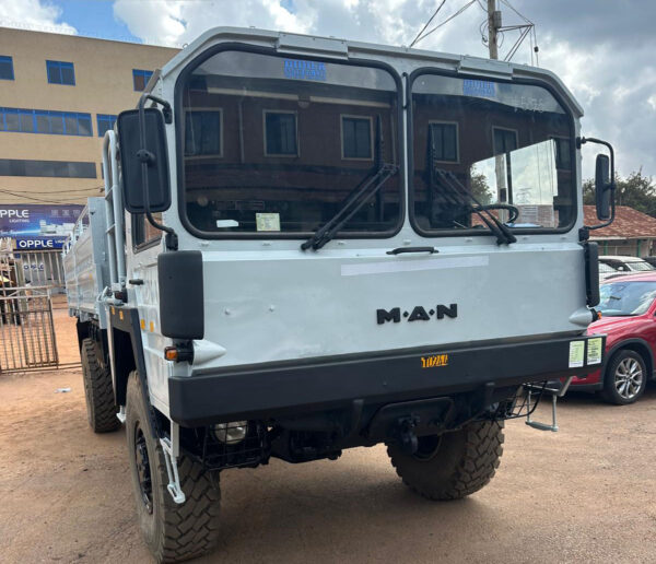 MAN KAT Truck (4x4) - Image 2