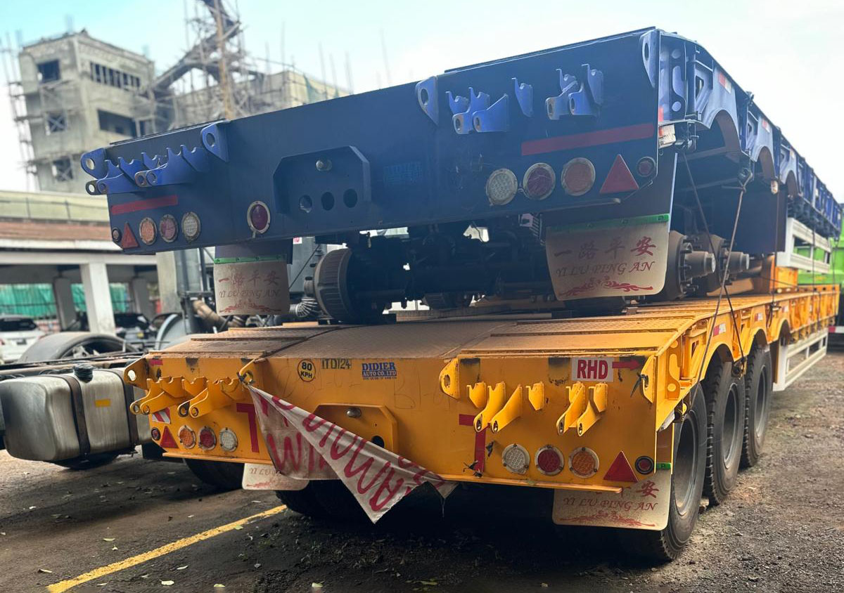 Low Bed Semi Trailer